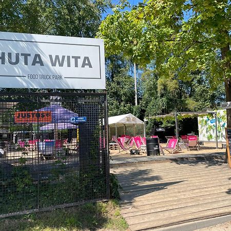 Piekny,Duzy Loft 80 Metrow Blisko Centrum Krakkó Kültér fotó
