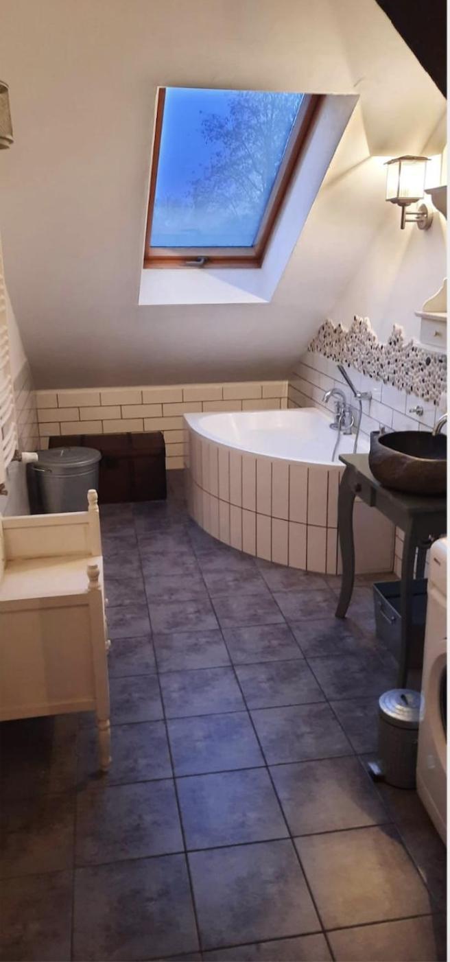 Piekny,Duzy Loft 80 Metrow Blisko Centrum Krakkó Kültér fotó