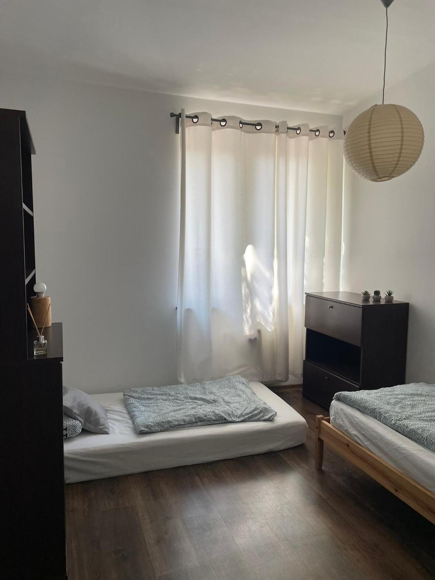 Piekny,Duzy Loft 80 Metrow Blisko Centrum Krakkó Kültér fotó