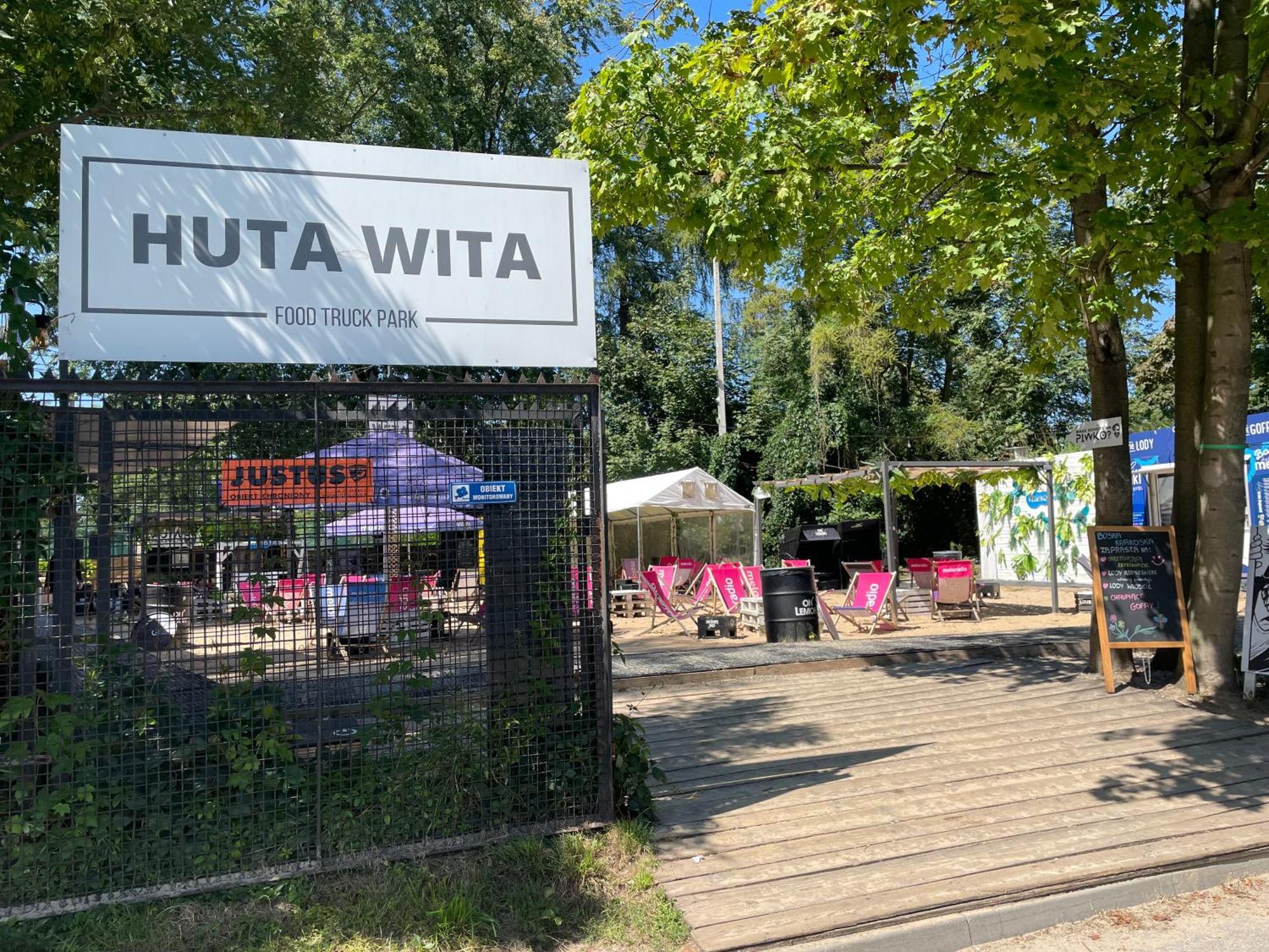 Piekny,Duzy Loft 80 Metrow Blisko Centrum Krakkó Kültér fotó